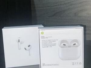 (Refurbished) Apple AirPods Pro 2nd generation