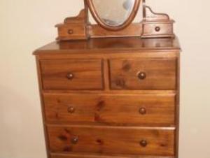 Bedroom chest of draws for sale